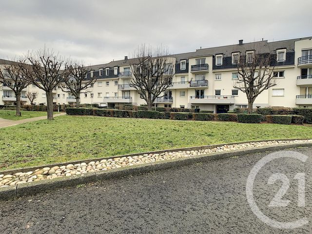 Studio à vendre - 1 pièce - 25.15 m2 - JOUY LE MOUTIER - 95 - ILE-DE-FRANCE - Century 21 Agence De L'Hautil Studio à vendre - 1 pièce - 25.15 m2 - JOUY LE MOUTIER - 95 - ILE-DE-FRANCE - Century 21 Agence De L'Hautil
