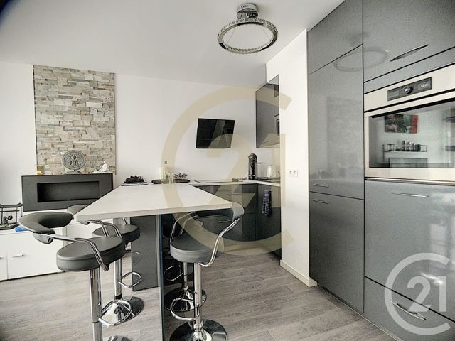 Appartement F3 à vendre - 3 pièces - 58.35 m2 - JOUY LE MOUTIER - 95 - ILE-DE-FRANCE - Century 21 Agence De L'Hautil Appartement F3 à vendre - 3 pièces - 58.35 m2 - JOUY LE MOUTIER - 95 - ILE-DE-FRANCE - Century 21 Agence De L'Hautil