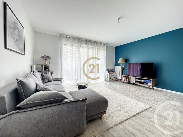 Appartement Duplex à vendre - 4 pièces - 82.72 m2 - JOUY LE MOUTIER - 95 - ILE-DE-FRANCE - Century 21 Agence De L'Hautil