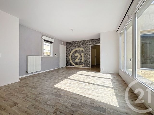 Appartement à vendre - 3 pièces - 64.5 m2 - JOUY LE MOUTIER - 95 - ILE-DE-FRANCE - Century 21 Agence De L'Hautil