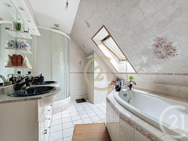 maison à vendre - 6 pièces - 119.51 m2 - JOUY LE MOUTIER - 95 - ILE-DE-FRANCE - Century 21 Agence De L'Hautil