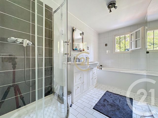 maison à vendre - 7 pièces - 135.77 m2 - JOUY LE MOUTIER - 95 - ILE-DE-FRANCE - Century 21 Agence De L'Hautil