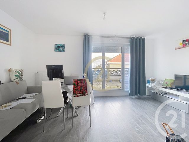 Appartement F2 à louer - 2 pièces - 40.0 m2 - JOUY LE MOUTIER - 95 - ILE-DE-FRANCE - Century 21 Agence De L'Hautil