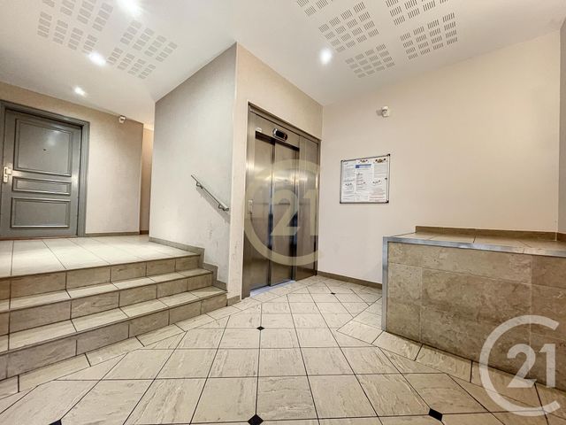 Appartement F3 à vendre - 3 pièces - 62.93 m2 - VAUREAL - 95 - ILE-DE-FRANCE - Century 21 Agence De L'Hautil