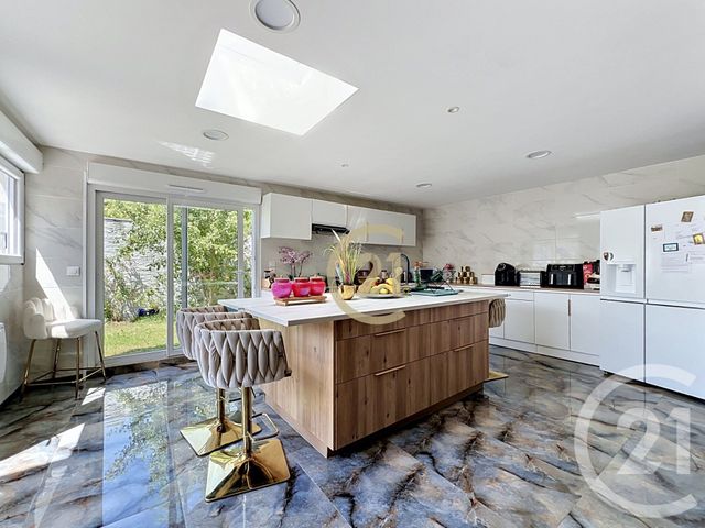 maison à vendre - 7 pièces - 172.46 m2 - JOUY LE MOUTIER - 95 - ILE-DE-FRANCE - Century 21 Agence De L'Hautil