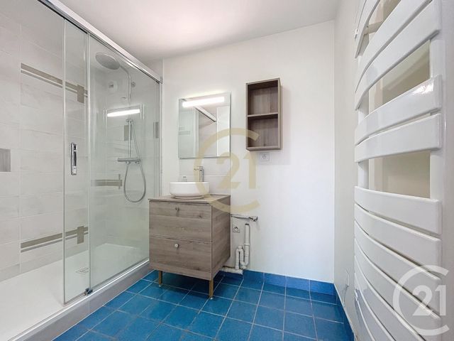 Appartement F2 à vendre - 2 pièces - 53.35 m2 - VAUREAL - 95 - ILE-DE-FRANCE - Century 21 Agence De L'Hautil