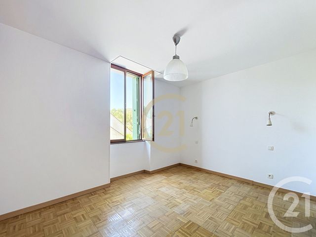 Appartement F4 à louer - 4 pièces - 72.86 m2 - NEUVILLE SUR OISE - 95 - ILE-DE-FRANCE - Century 21 Agence De L'Hautil