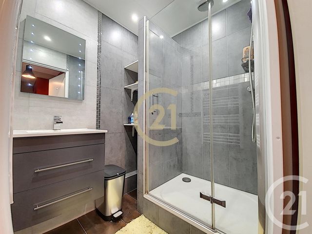 Appartement F3 à louer - 3 pièces - 54.27 m2 - JOUY LE MOUTIER - 95 - ILE-DE-FRANCE - Century 21 Agence De L'Hautil