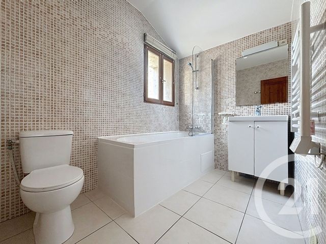 Appartement Duplex à louer - 3 pièces - 43.69 m2 - NEUVILLE SUR OISE - 95 - ILE-DE-FRANCE - Century 21 Agence De L'Hautil