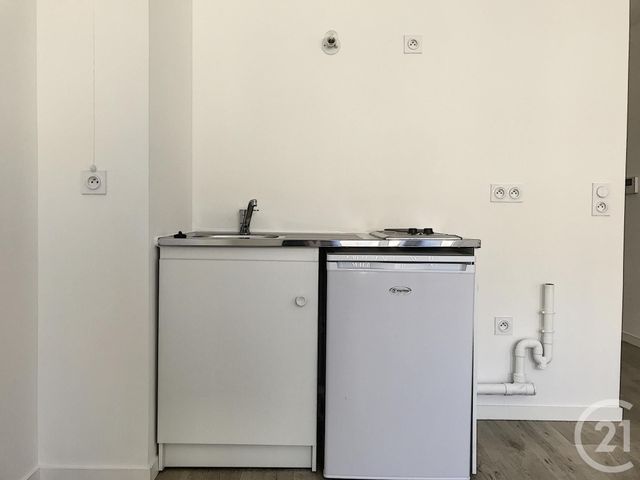 Appartement Studio à louer - 1 pièce - 26.3 m2 - JOUY LE MOUTIER - 95 - ILE-DE-FRANCE - Century 21 Agence De L'Hautil