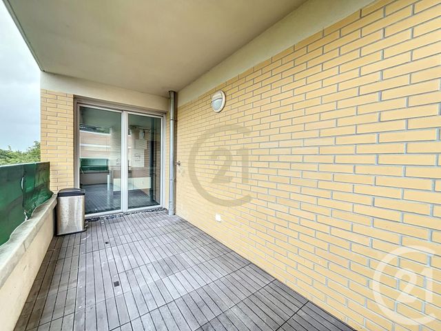 Appartement F4 à louer - 3 pièces - 83.6 m2 - CERGY - 95 - ILE-DE-FRANCE - Century 21 Agence De L'Hautil