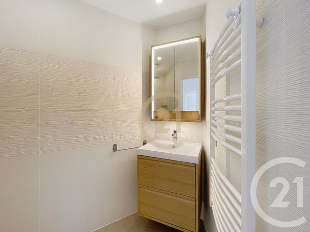 Appartement F3 à louer - 3 pièces - 63.17 m2 - NEUVILLE SUR OISE - 95 - ILE-DE-FRANCE - Century 21 Agence De L'Hautil