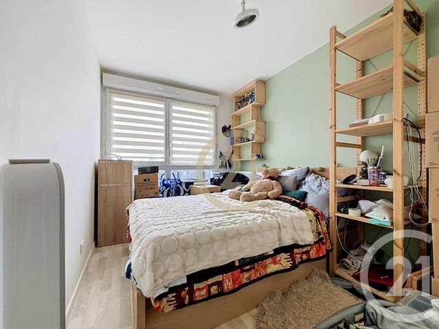 Appartement F3 à louer - 3 pièces - 61.05 m2 - JOUY LE MOUTIER - 95 - ILE-DE-FRANCE - Century 21 Agence De L'Hautil